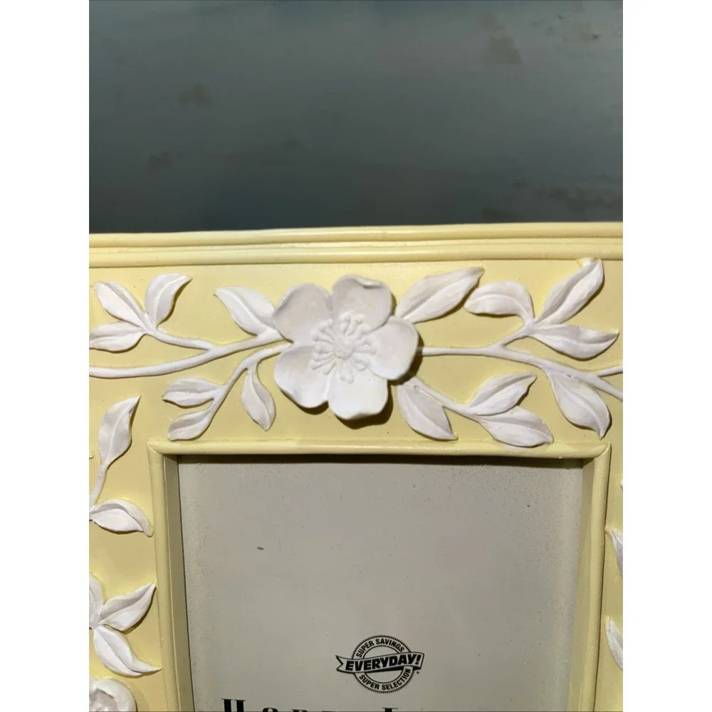 Floral 3D Resin Picture Frame Magnolia Flower Green Gold 6x7